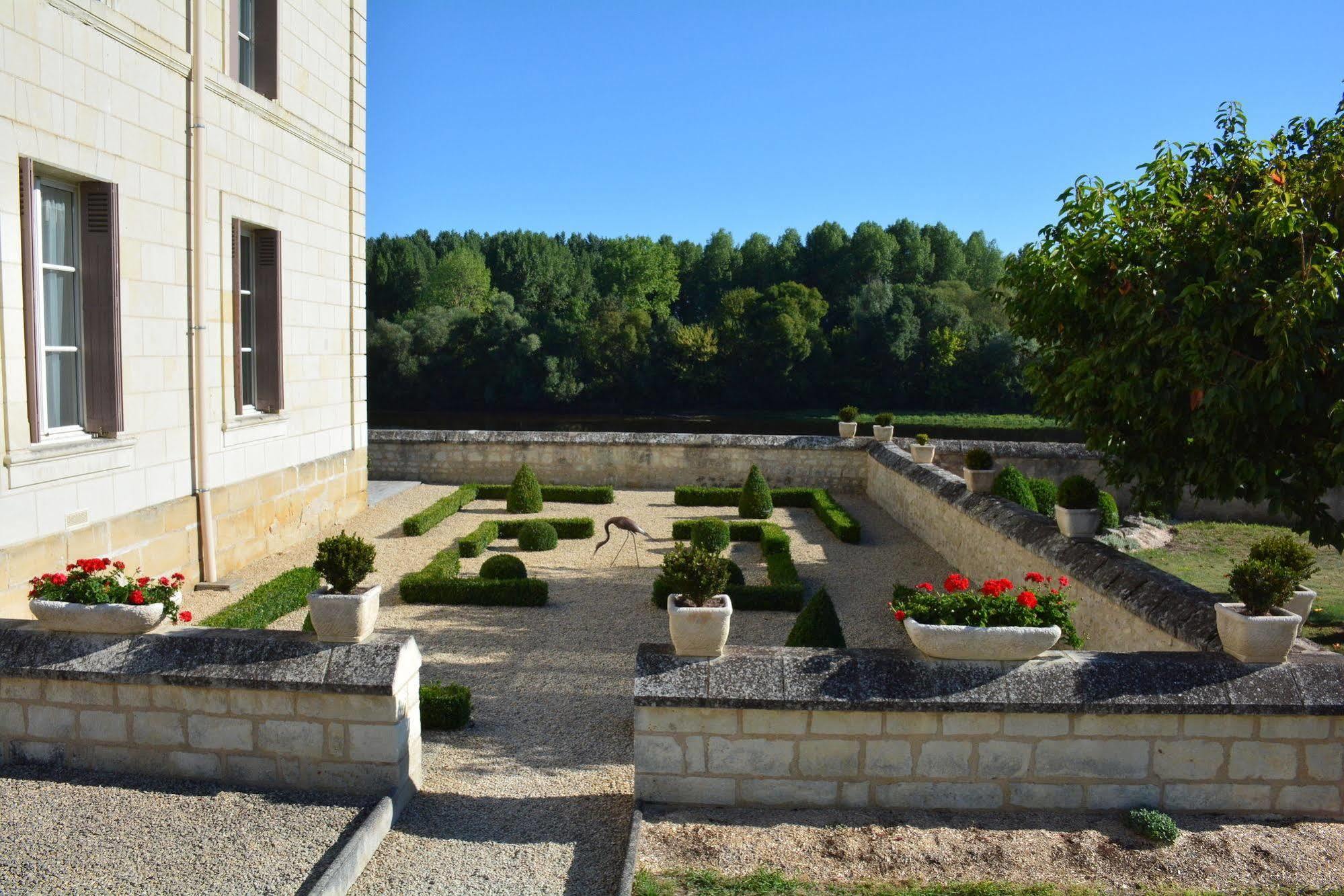 Domaine Du Heron Chinon Exterior foto